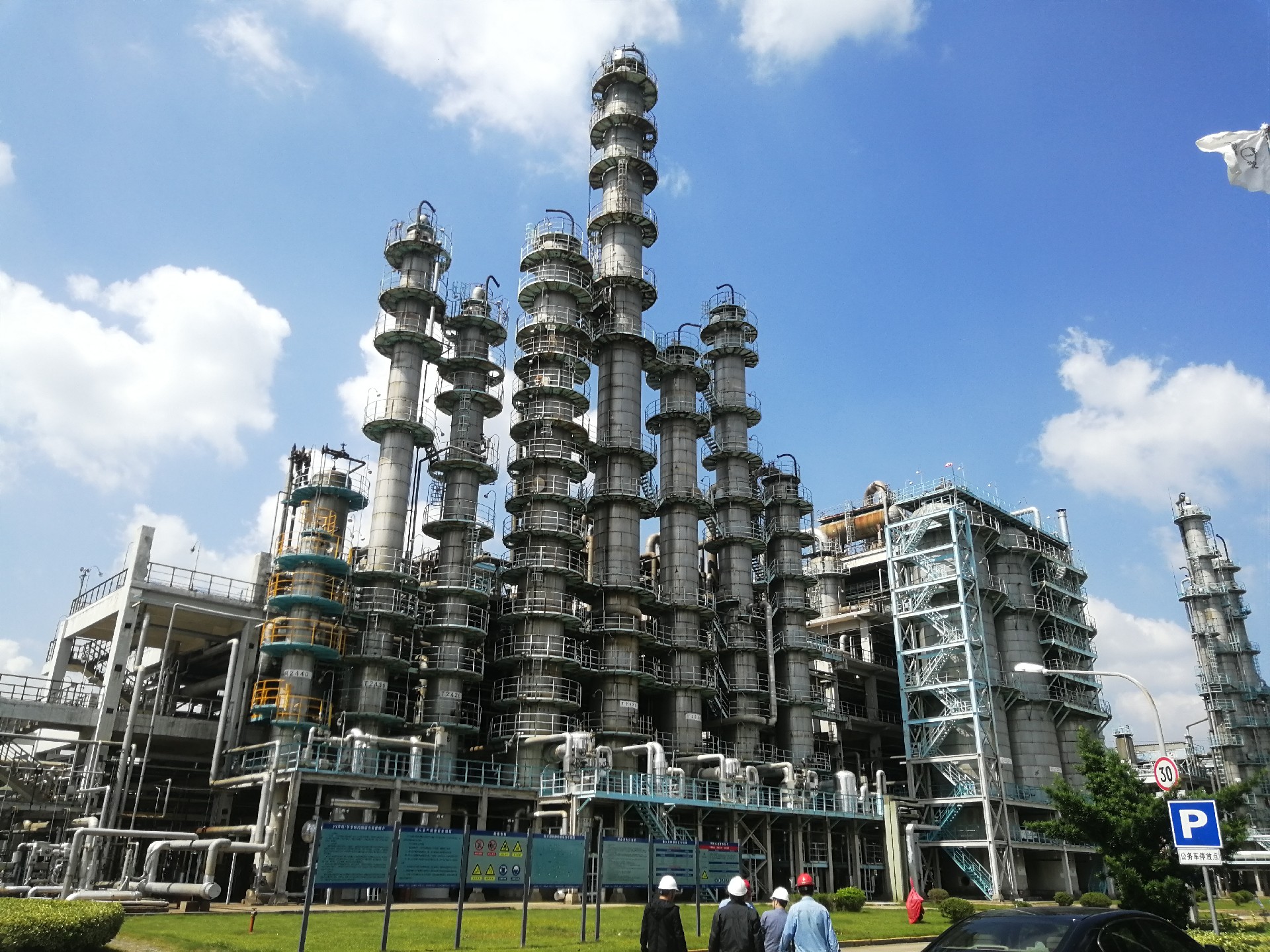 Rotary valve RTO has been operating safely and stably for five years with ultra-low emissions——Shanghai ** Petrochemical phenol acetone project